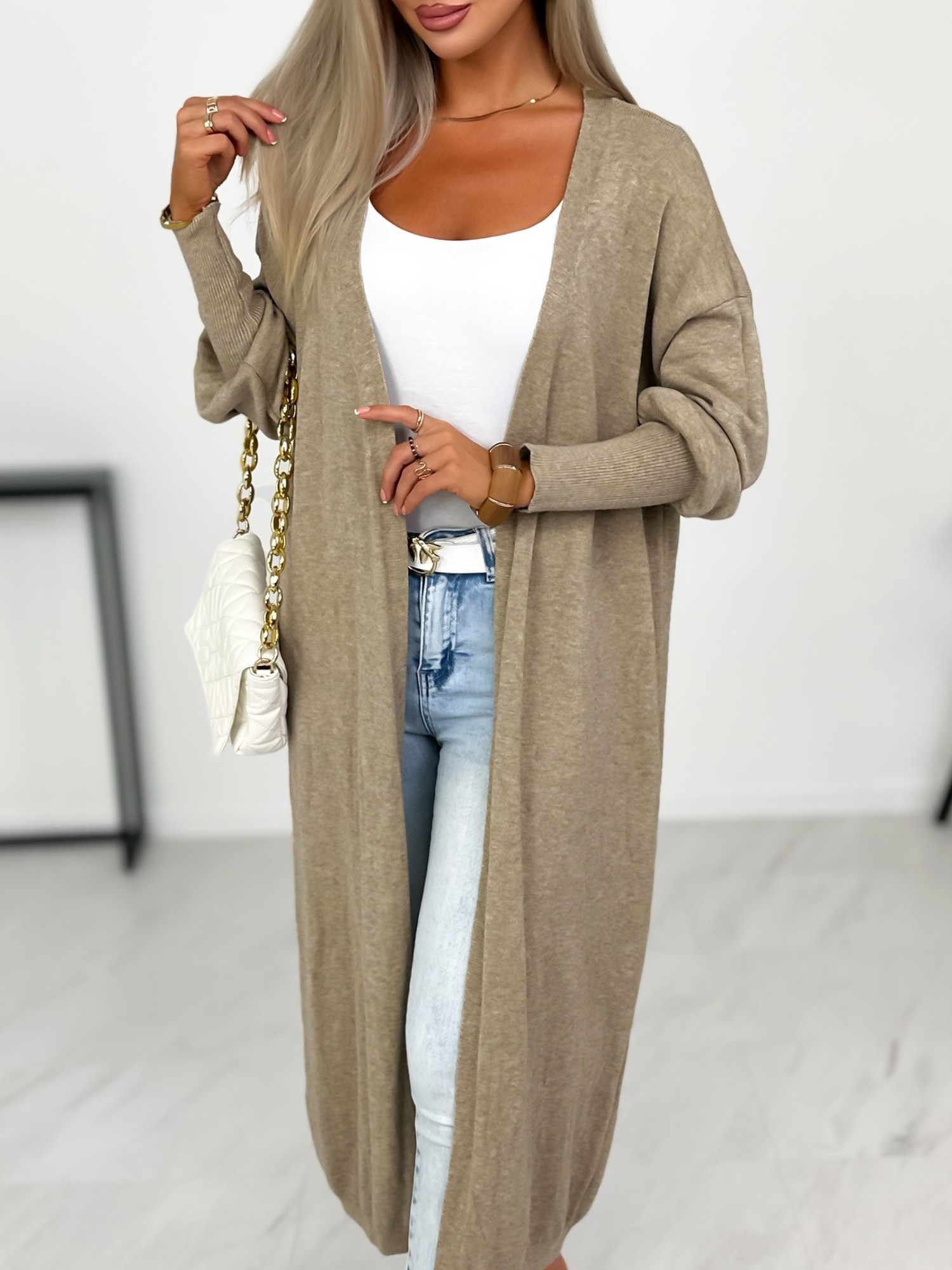 Sweter Long Avola Ciemnobeżowy Sweter Long Avola Ciemnobeżowy