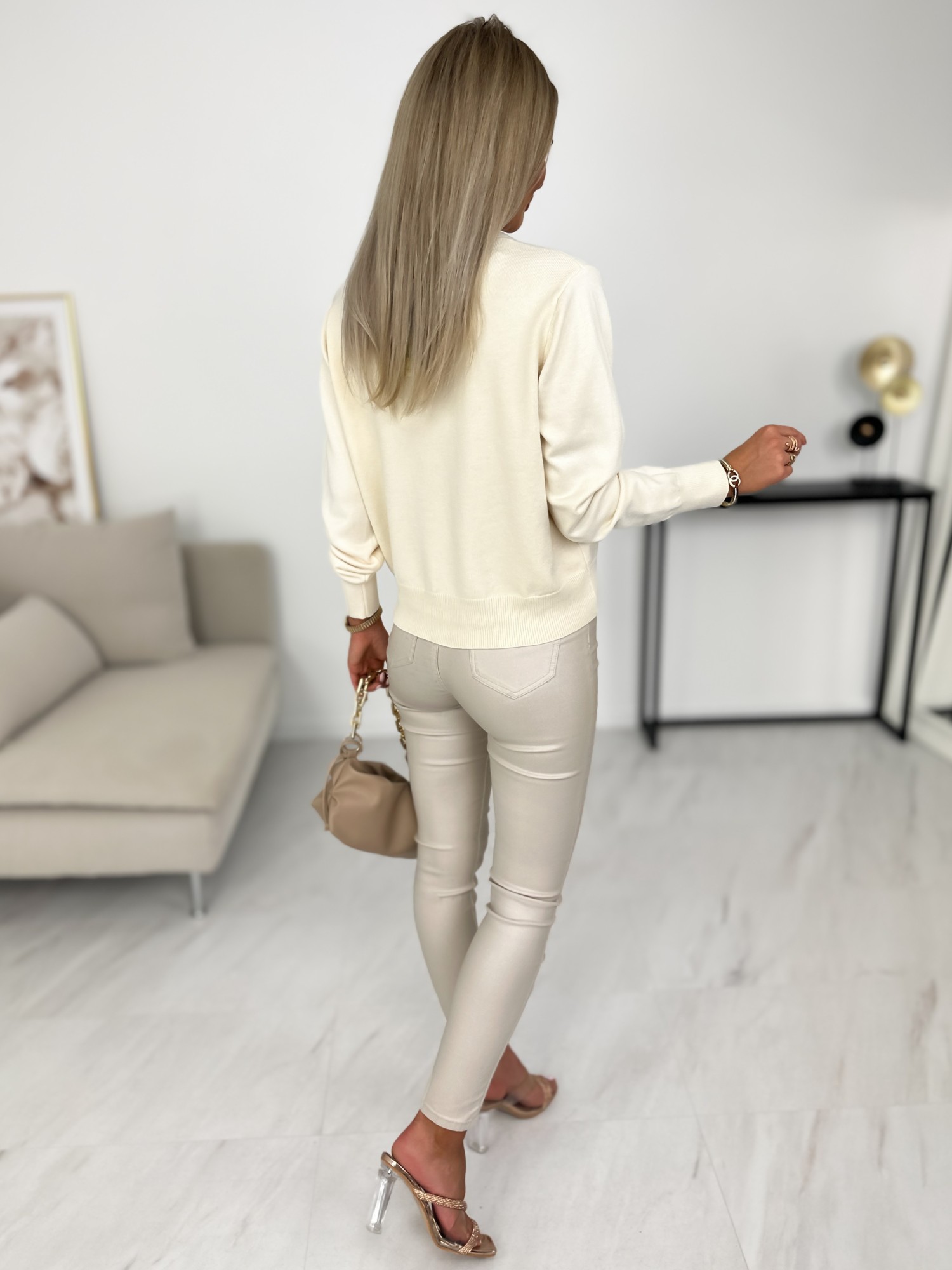 Sweter Lessoy Kremowy Sweter Lessoy Kremowy
