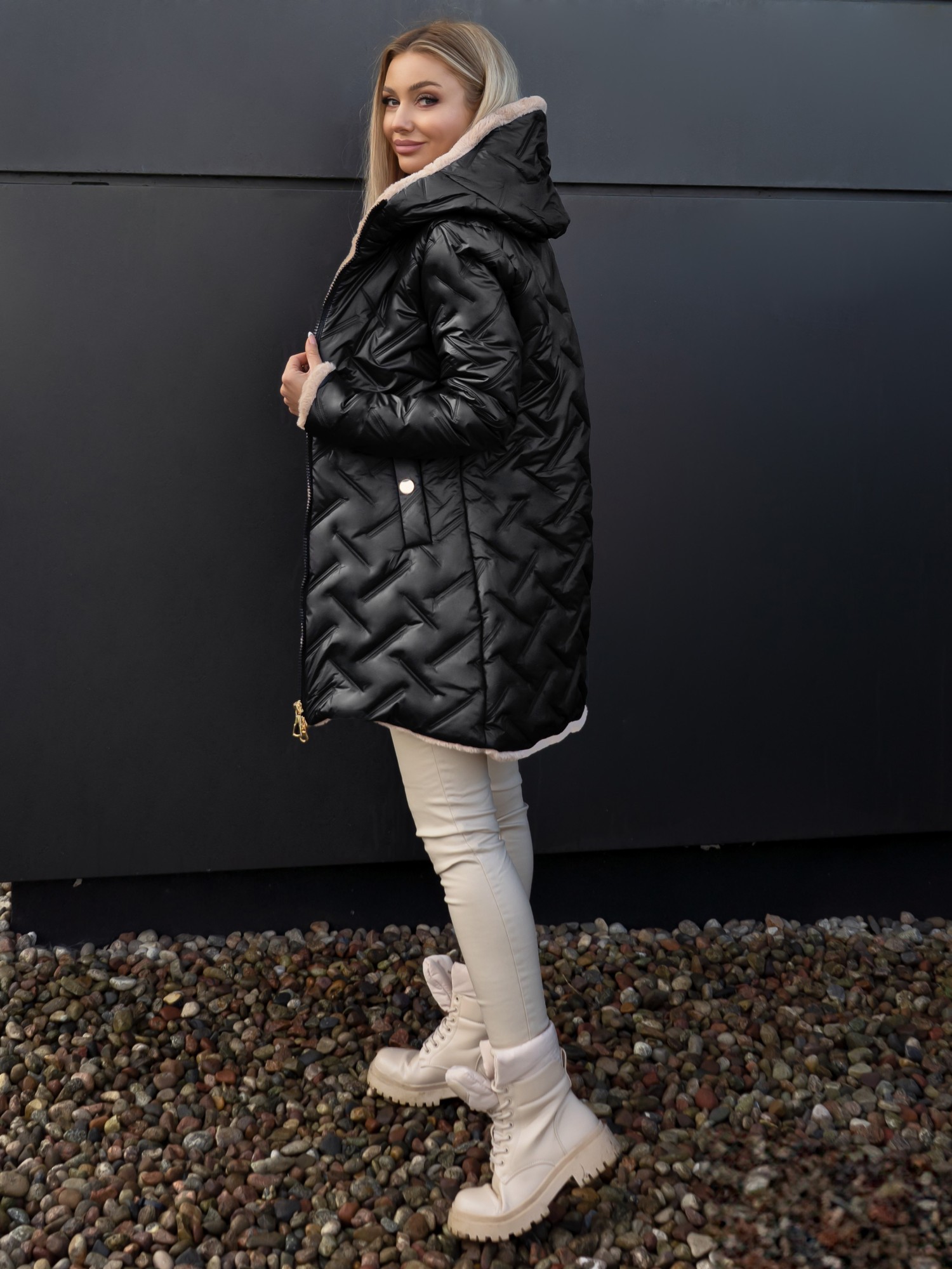 Kurtka Likorio Czarno-Beżowa