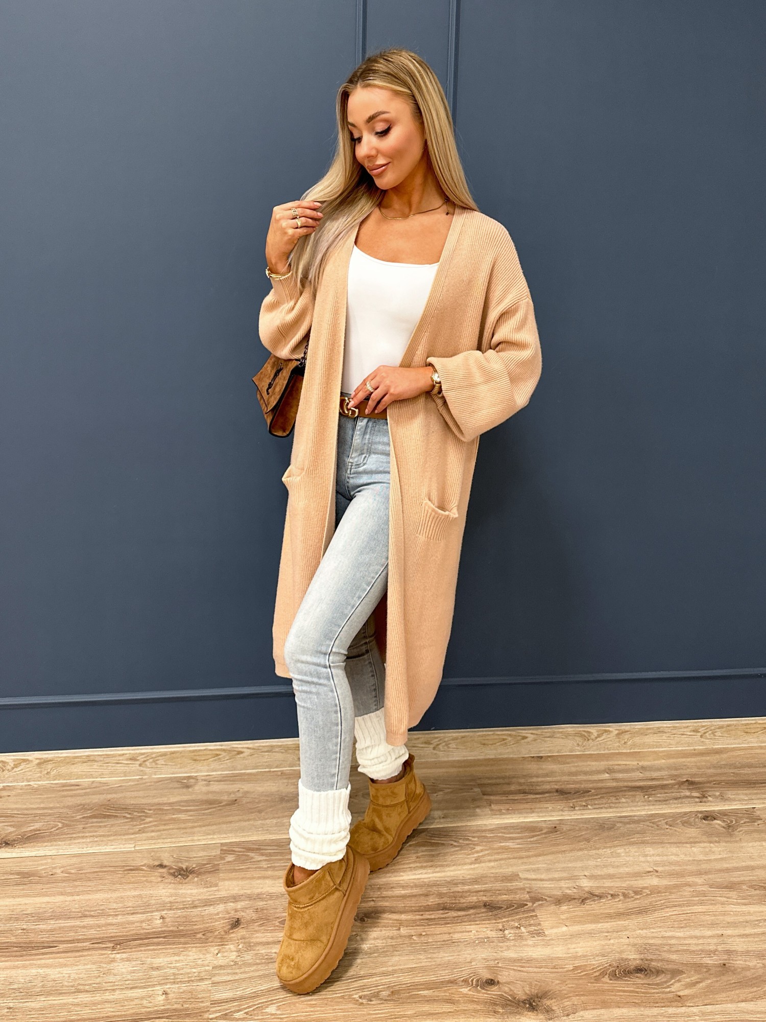 Sweter Kardigan Aroso Beżowy Sweter Kardigan Aroso Beżowy