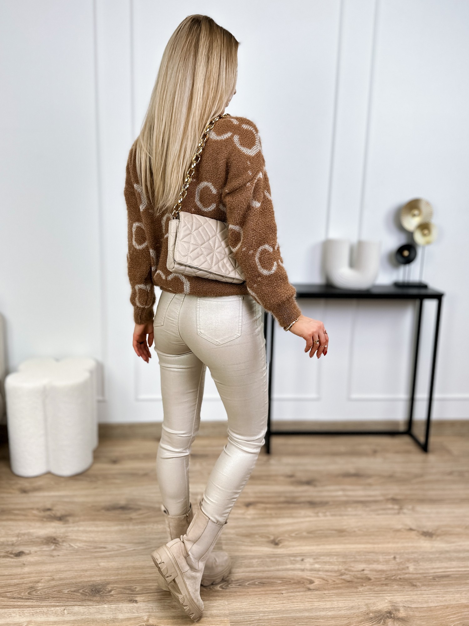 Sweter Miromi Camelowy Sweter Miromi Camelowy