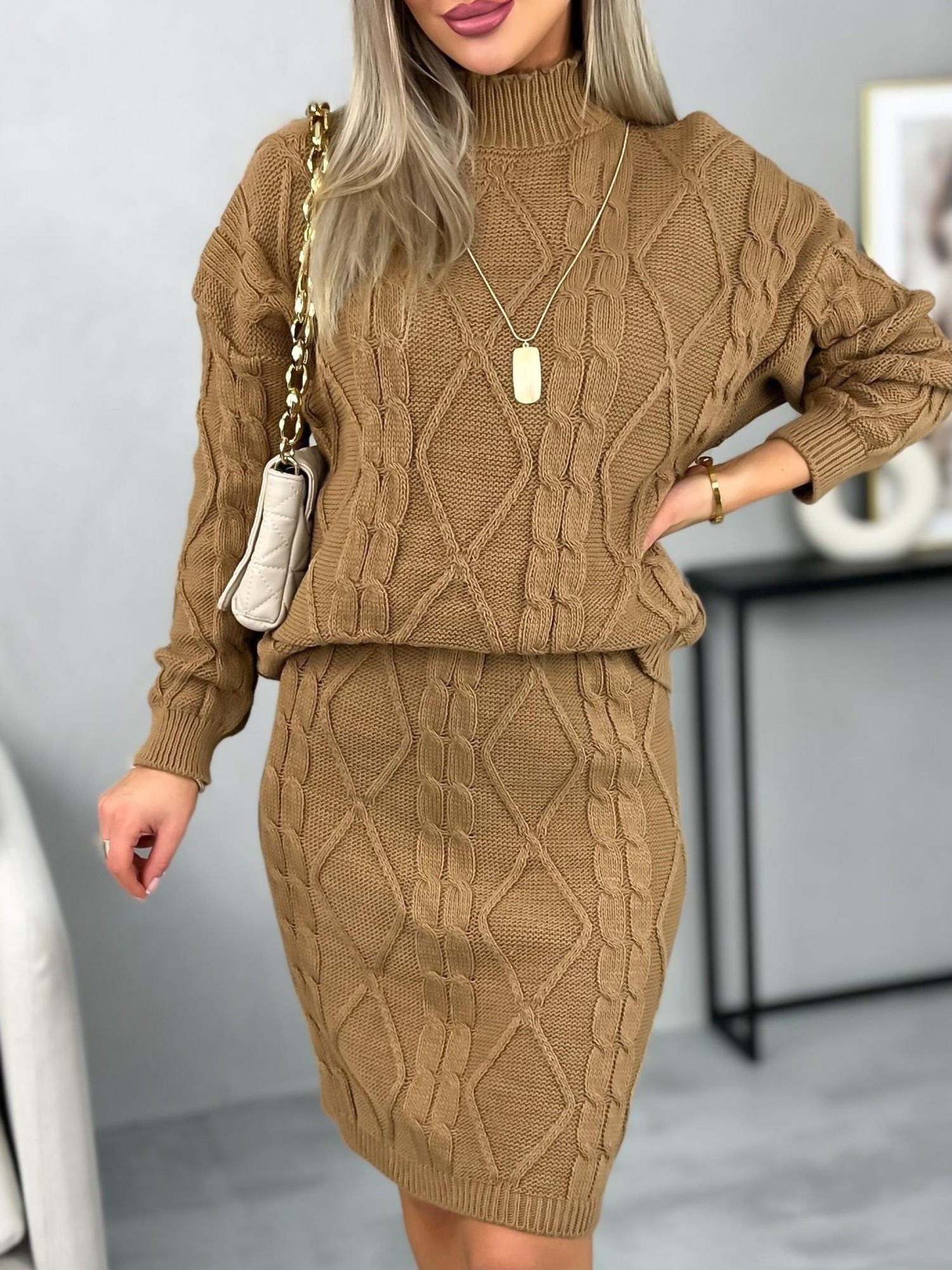 Komplet Sweterkowy Malison Camelowy