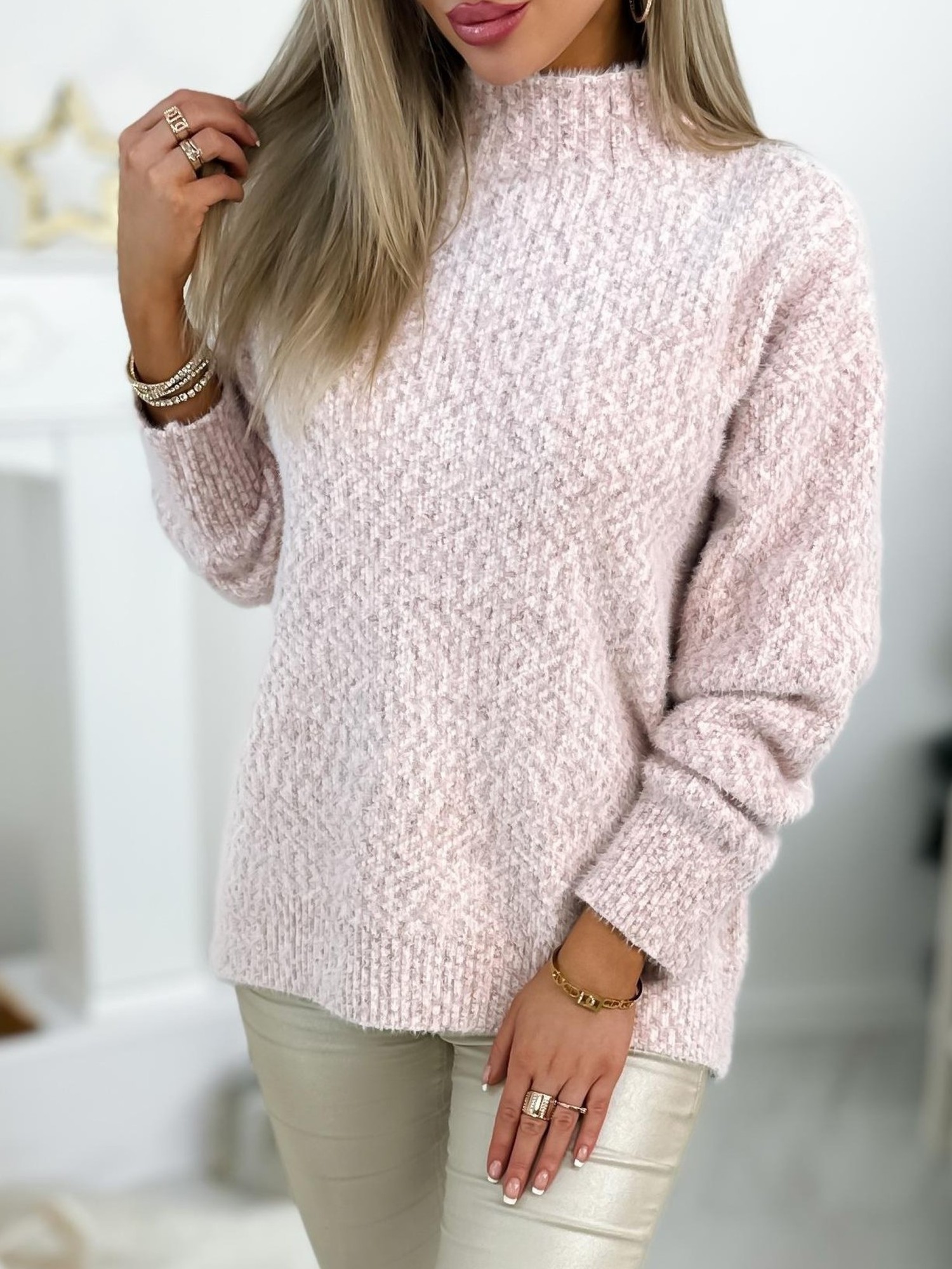 Sweter Atanis Three Sweter Atanis Three