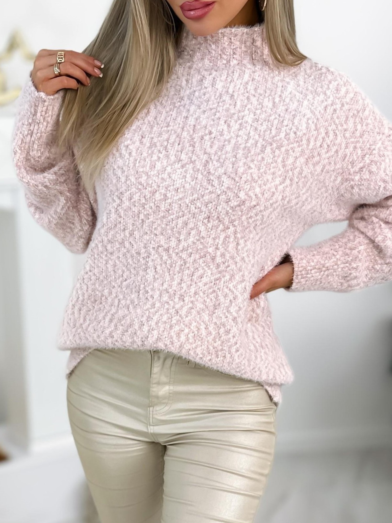 Sweter Atanis Three Sweter Atanis Three