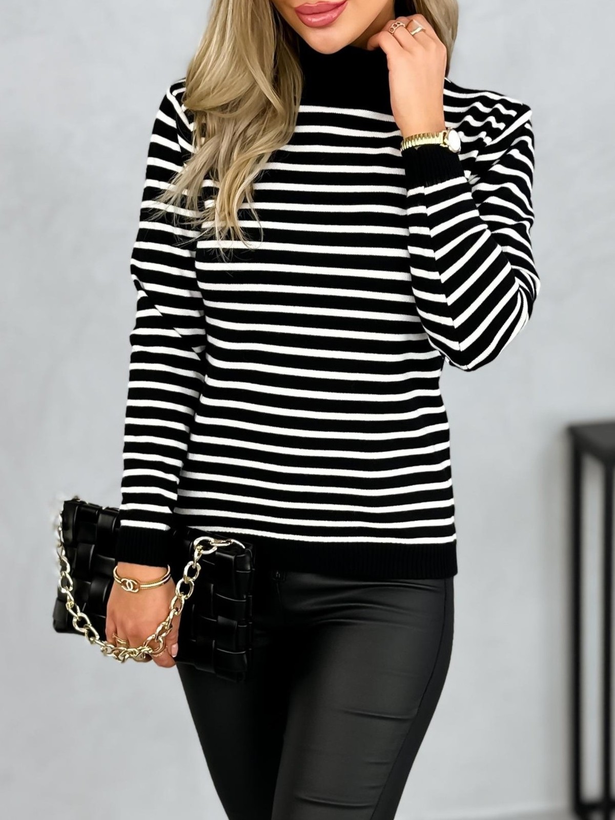 Golf Aprico Czarno-Biały