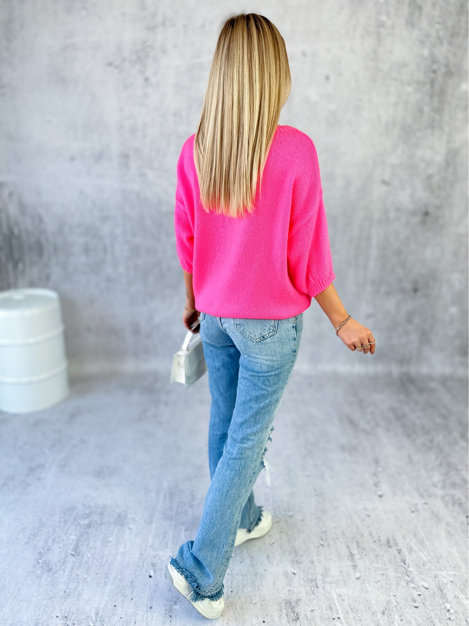 Sweter Mon Cheri Neonowy Róż Sweter Mon Cheri Neonowy Róż