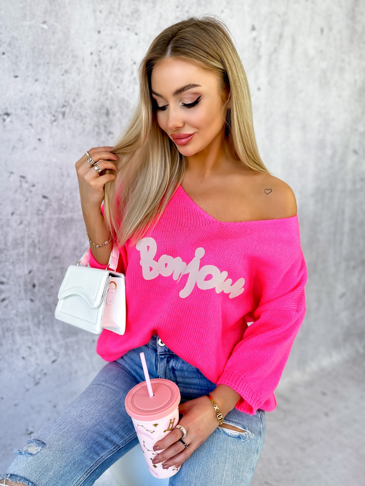 Sweter Bonjour Neonowy Róż Sweter Bonjour Neonowy Róż