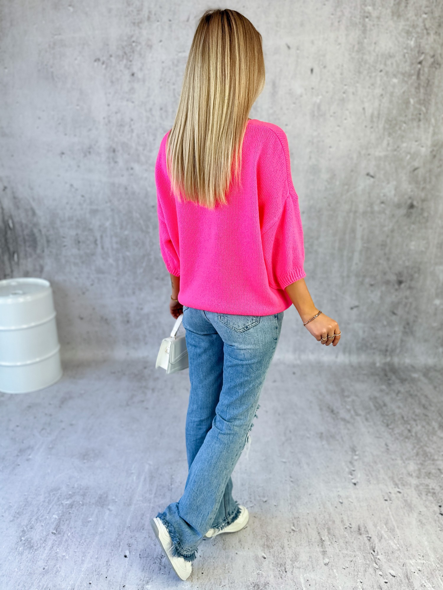 Sweter Bonjour Neonowy Róż Sweter Bonjour Neonowy Róż