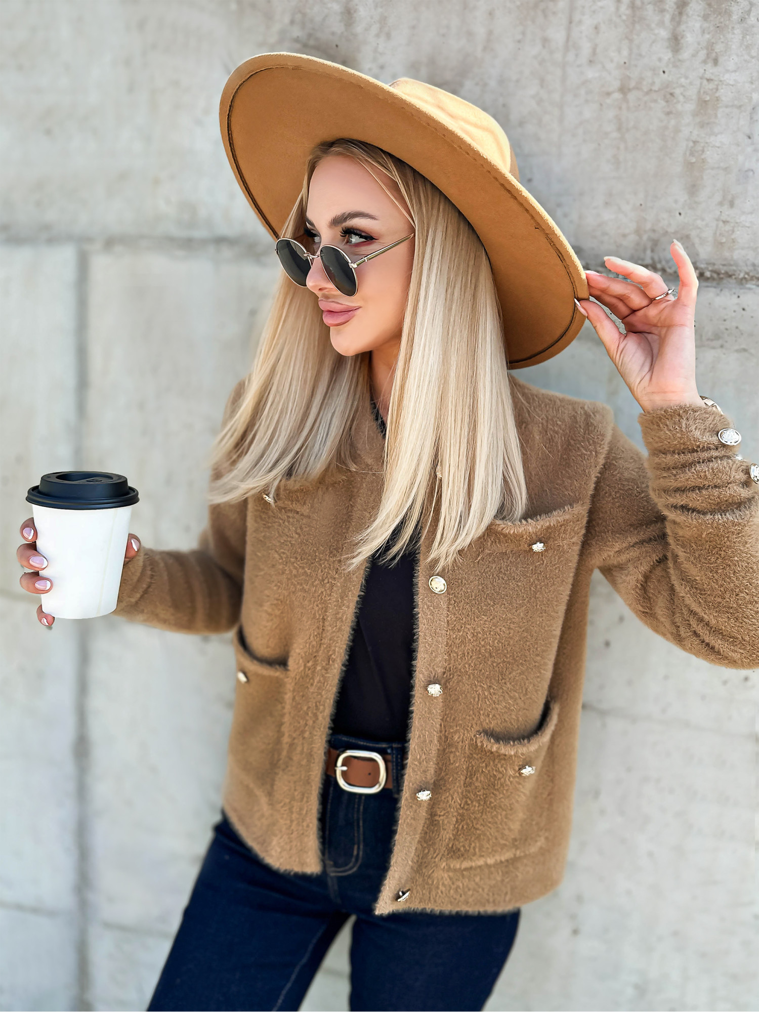 Sweter Evas Camelowy