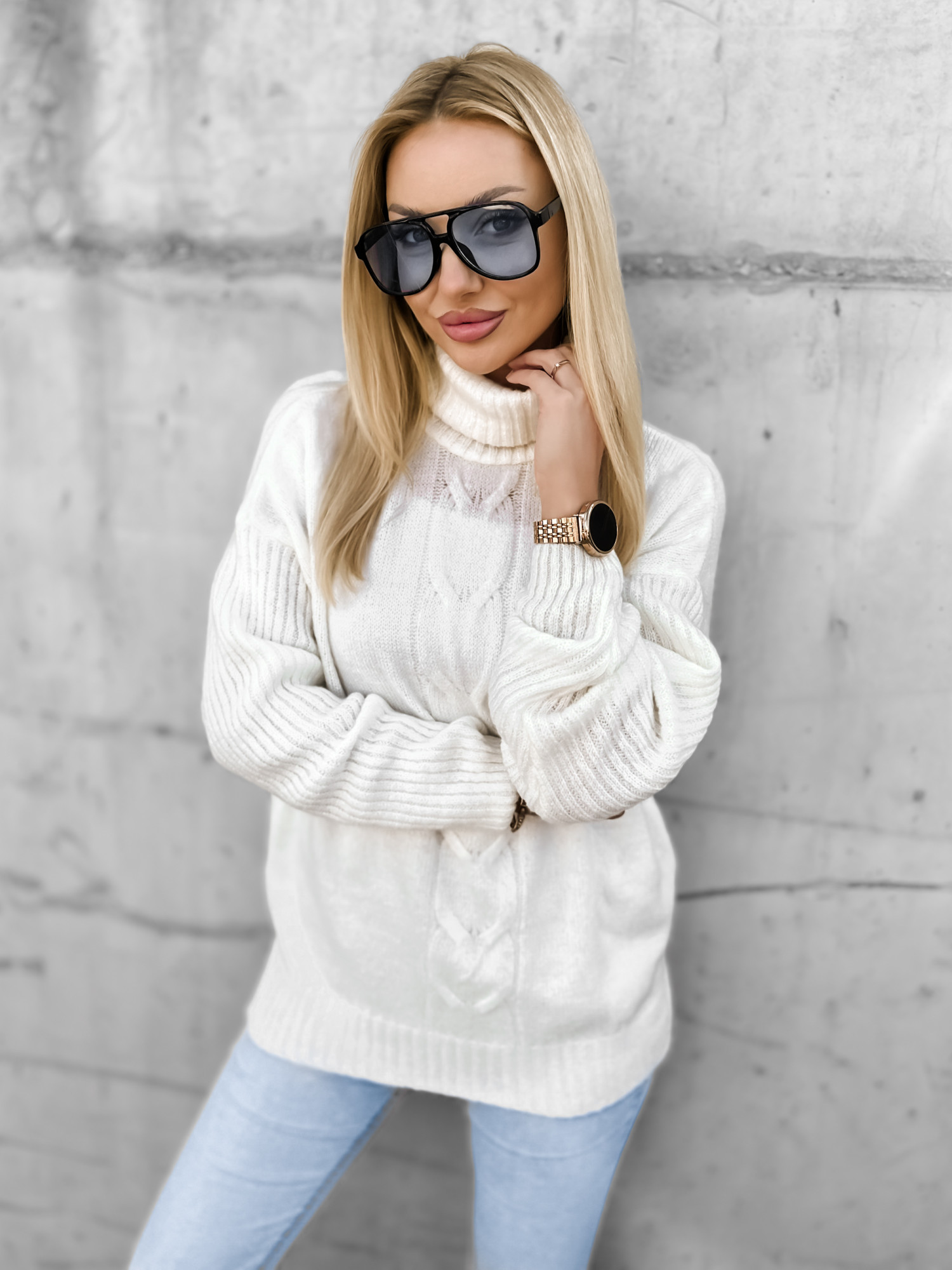 Sweter z Golfem Mallis Biały