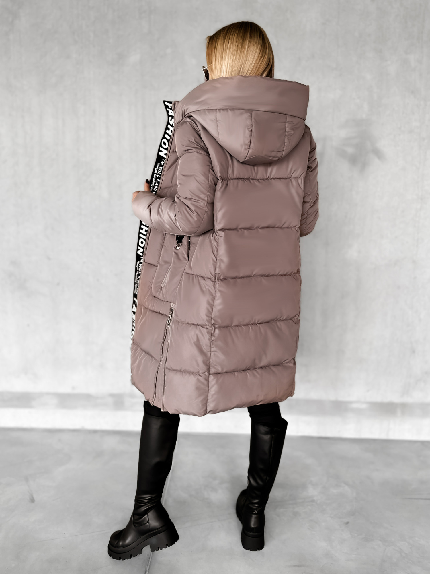 Kurtka Zuwena Beżowa