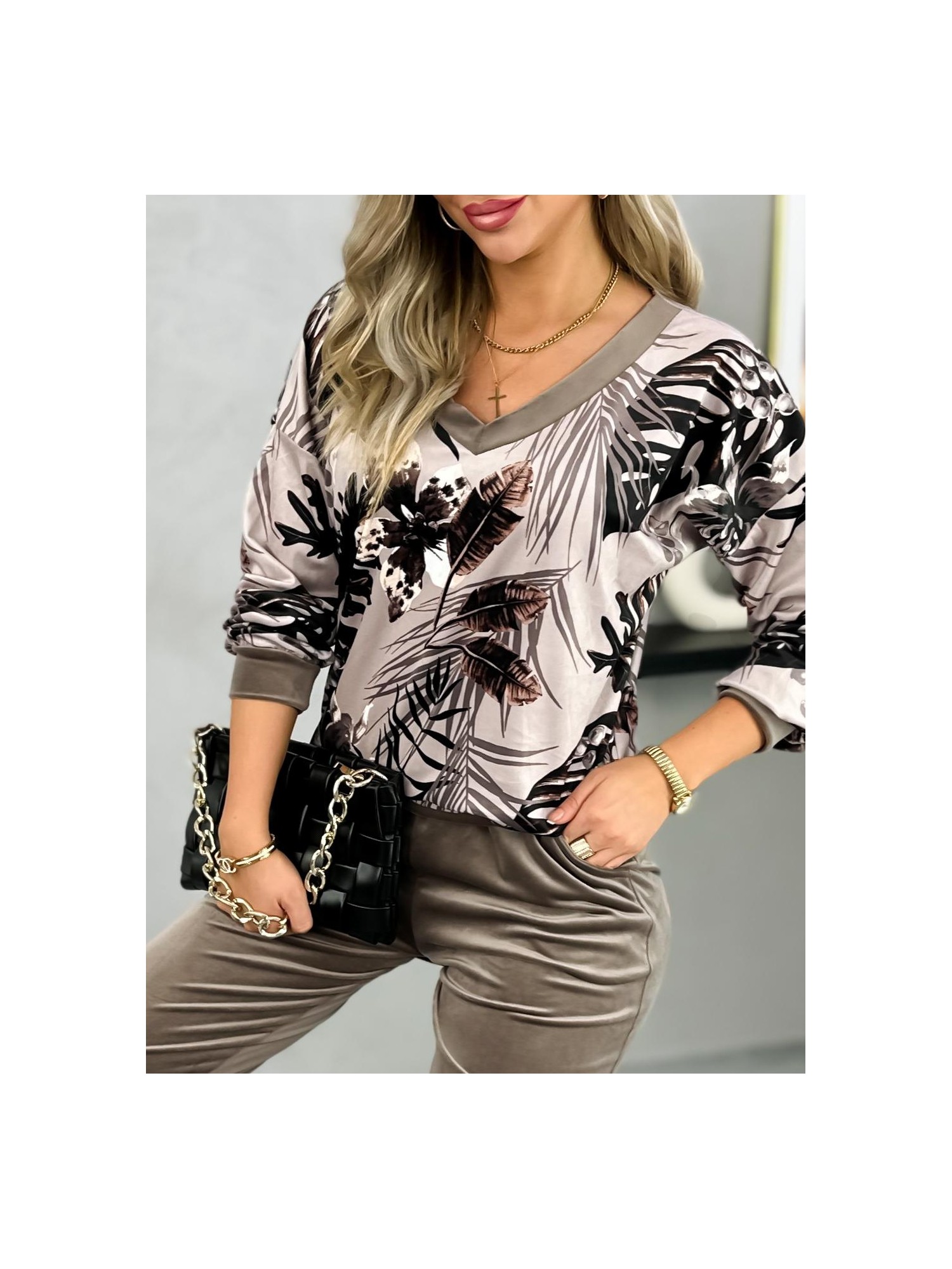 Dres Welurowy Verino Nr.19