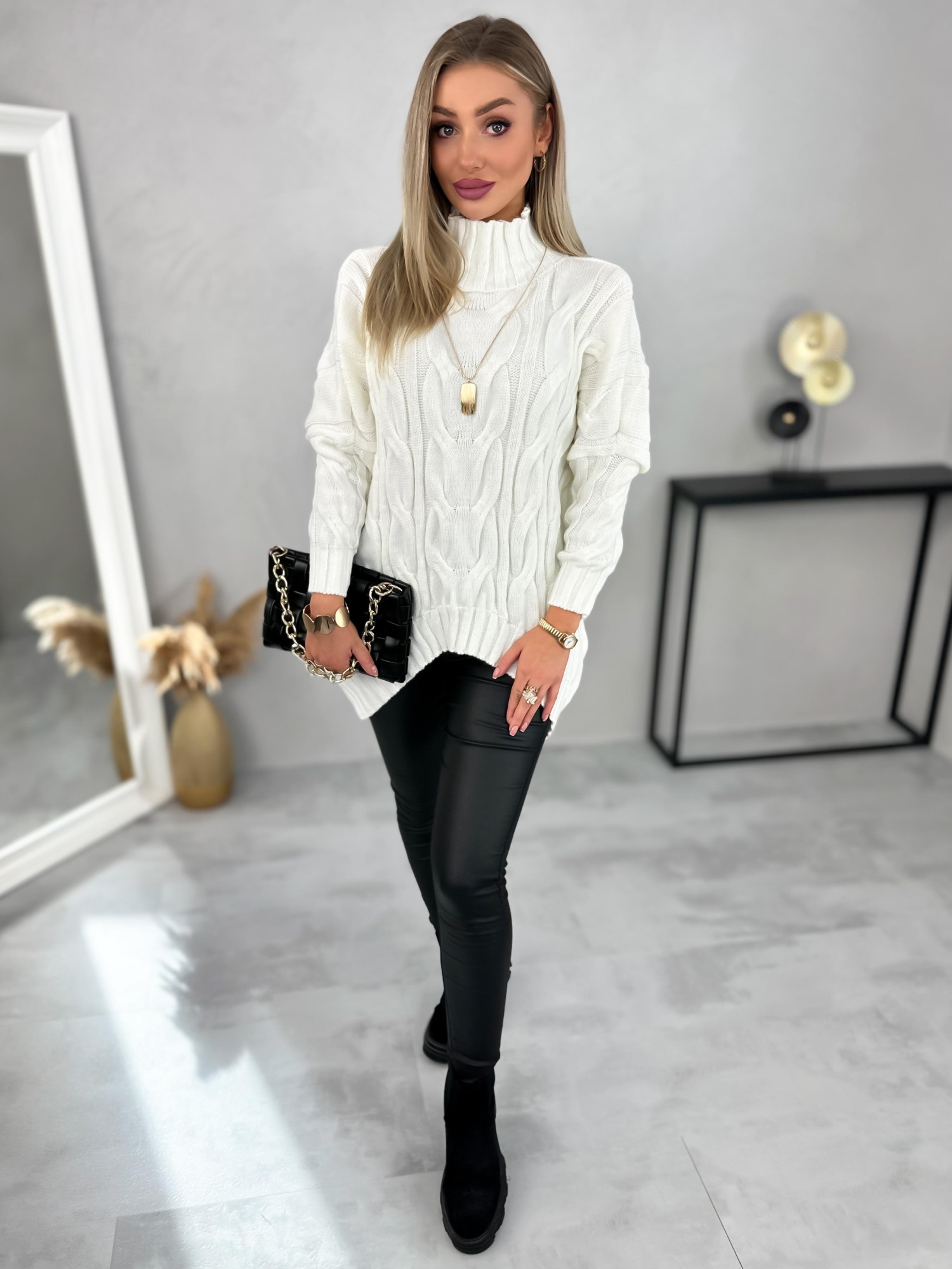 Sweter Ressa Kremowy Sweter Ressa Kremowy