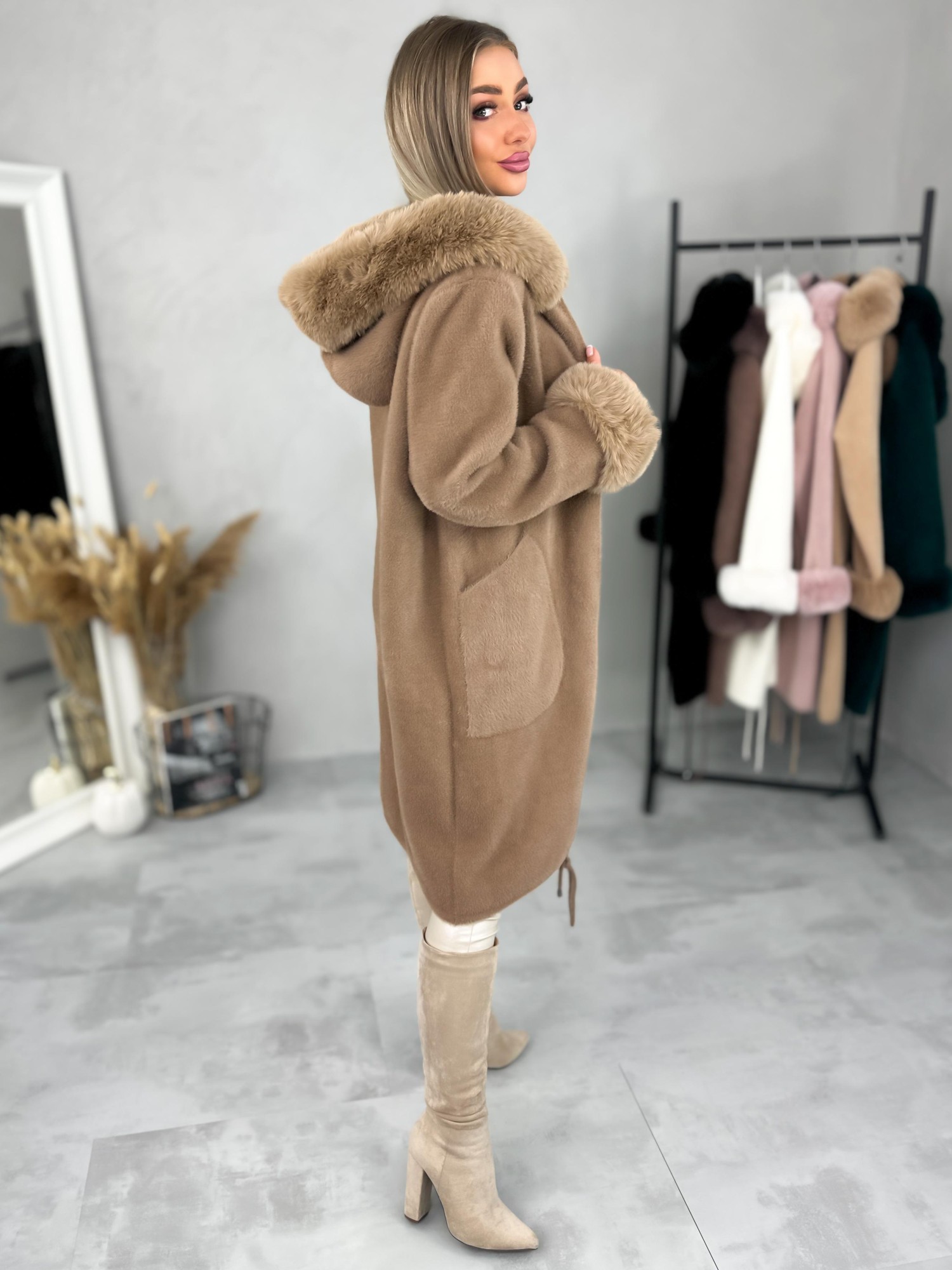 Płaszcz Alpaka Tilda Camelowy Płaszcz Alpaka Tilda Camelowy