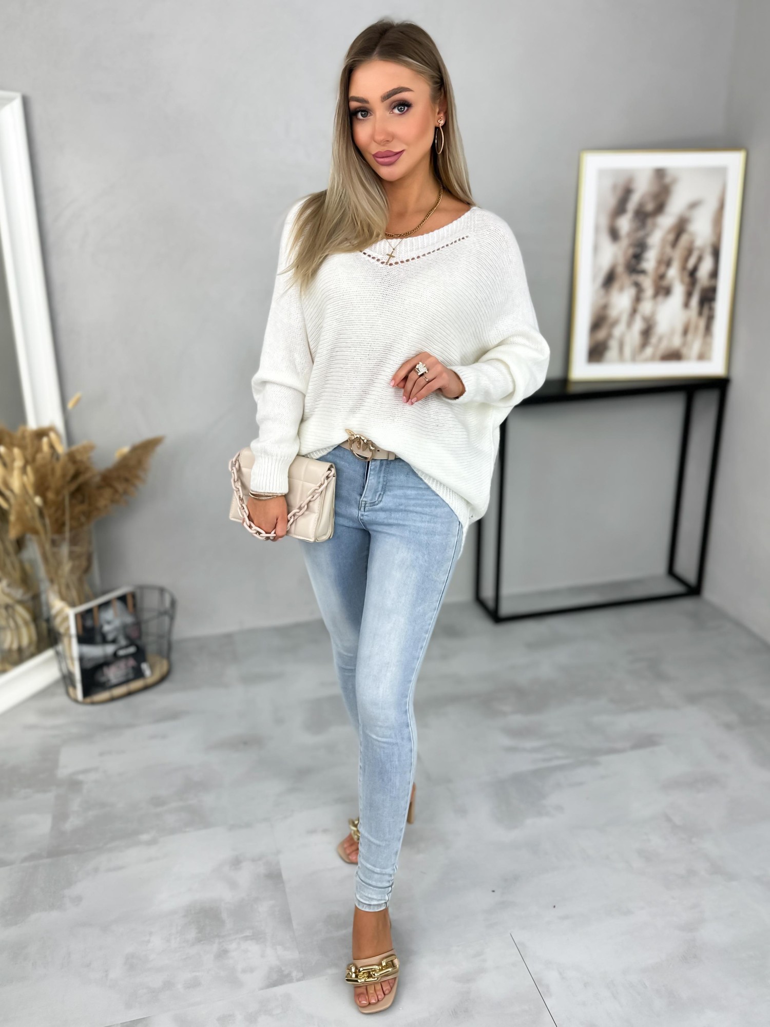 Sweter Malahi Kremowy Sweter Malahi Kremowy