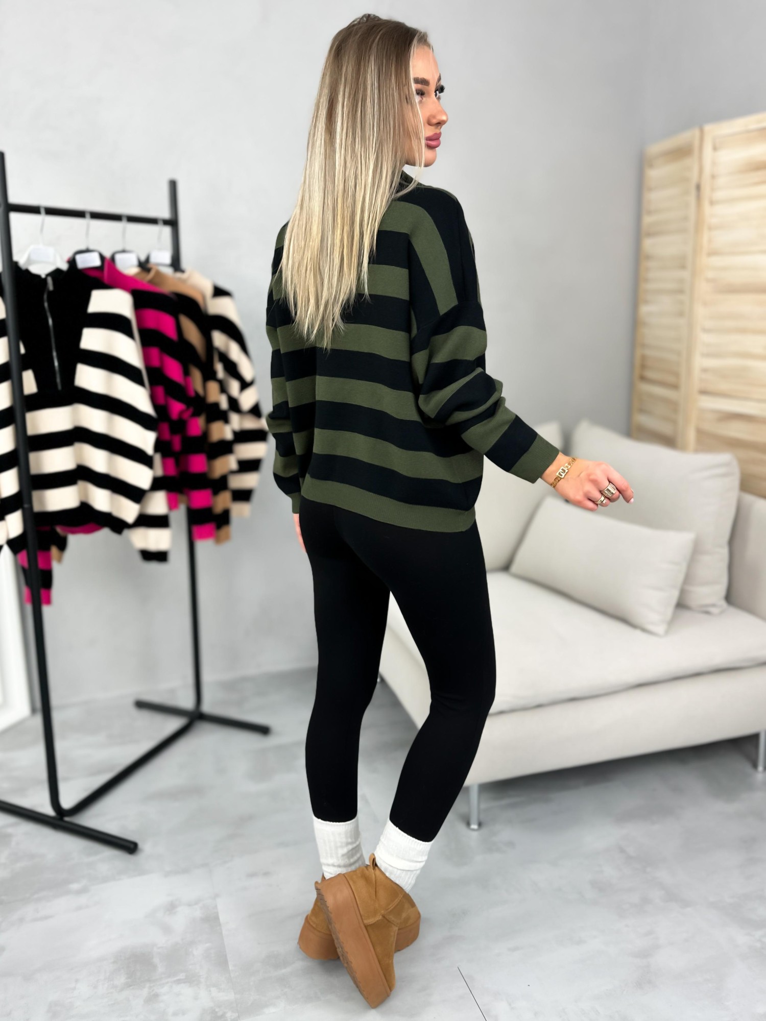Sweter Madir Khaki-Czarny Sweter Madir Khaki-Czarny