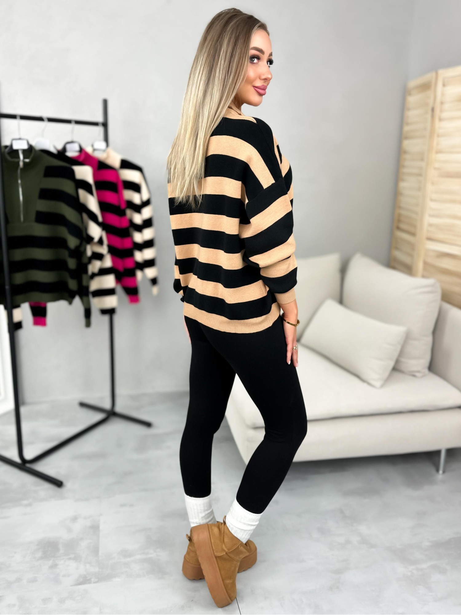 Sweter Madir Camelowo-Czarny Sweter Madir Camelowo-Czarny